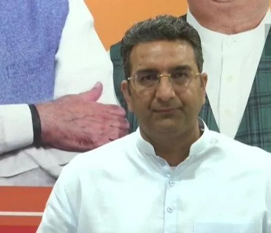 'গণহত্যায় লিপ্তরাই  কংগ্রেসের মেরুদণ্ড', দাবি গৌরব ভাটিয়ার