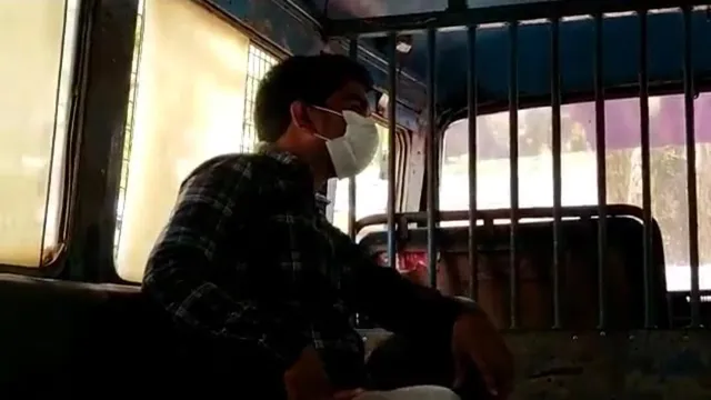 বনাধিকারিকের সই ও সিল জাল করে টাকা তোলার অভিযোগে গ্রেফতার যুবক