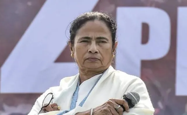 গুজরাটে সেতু ভাঙা কাণ্ডে শোকপ্রকাশ মমতার