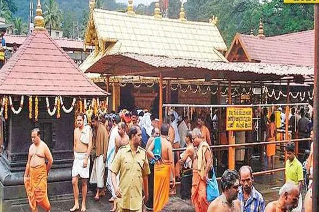 ৬ দিনে রেকর্ড ভিড় শবরীমালা মন্দিরে