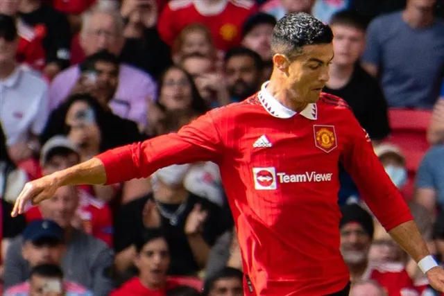 ওল্ড ট্র্যাফোর্ড ছেড়ে চলে গেলেন রোনাল্ডো
