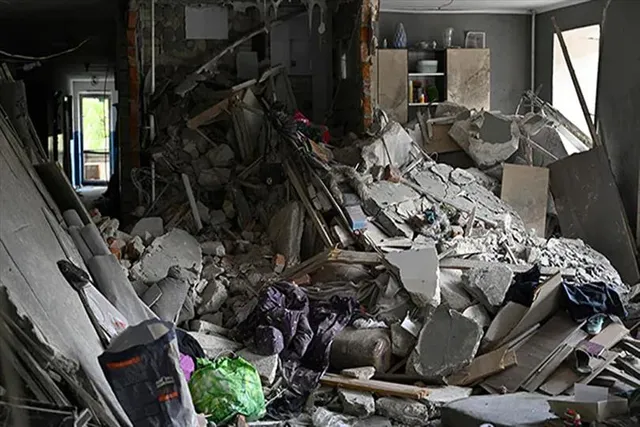 ফের ইউক্রেনের রুশ হামলা, নিহত ৩, আহত একাধিক