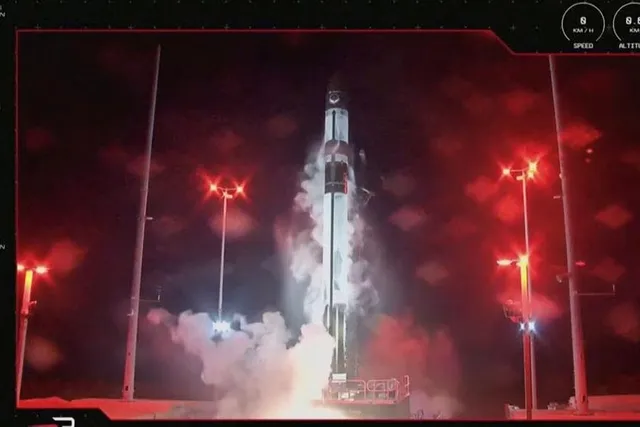 মহাকাশে পাড়ি মার্কিন যুক্তরাষ্ট্রের প্রথম উৎক্ষেপণ যান রকেট ল্যাব