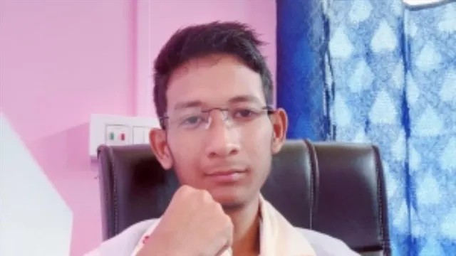 প্রতারণার অভিযোগে নিজের বাগদত্তাকেই গ্রেফতার করলেন অসমের মহিলা পুলিশ