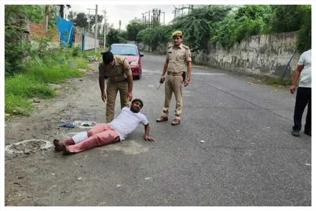 নয়ডা ফিল্ম সিটিতে এনকাউন্টারের পর গ্রেফতার ওয়ান্টেড অপরাধী