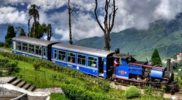 পাহাড়ে চালু হচ্ছে ‘হিমকন্যা’ টয় ট্রেন