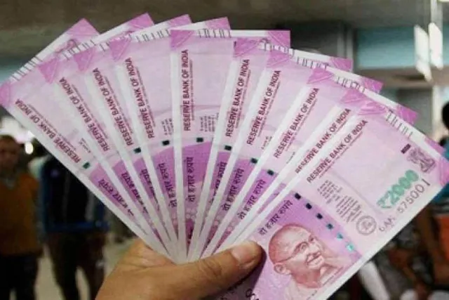 বাড়তে চলেছে সরকারি কর্মচারীদের মহার্ঘ ভাতা