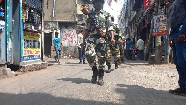 আসানসোল লোকসভা উপ নির্বাচনে শুরু হল কেন্দ্রীয় বাহিনীর রুট মার্চ