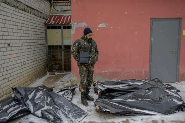 মাইকোলাইভে এখনও চলছে উদ্ধার