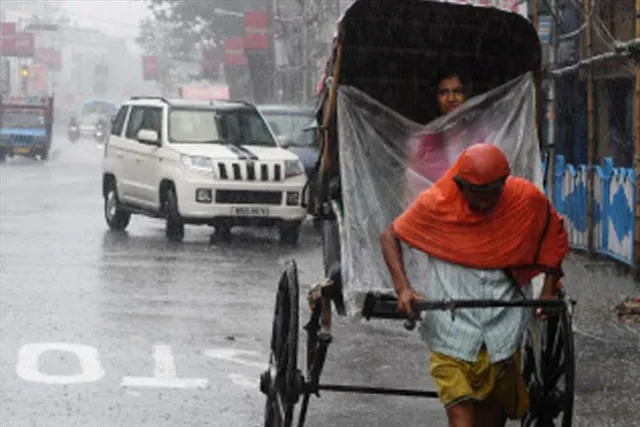 বঙ্গে প্রবল ঝড়-বৃষ্টির সম্ভাবনা
