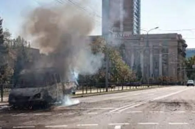 বেসামরিক অবকাঠামোতে রাশিয়ার হামলা রাতভর অব্যাহত রয়েছে: ইউক্রেনের কর্মকর্তারা