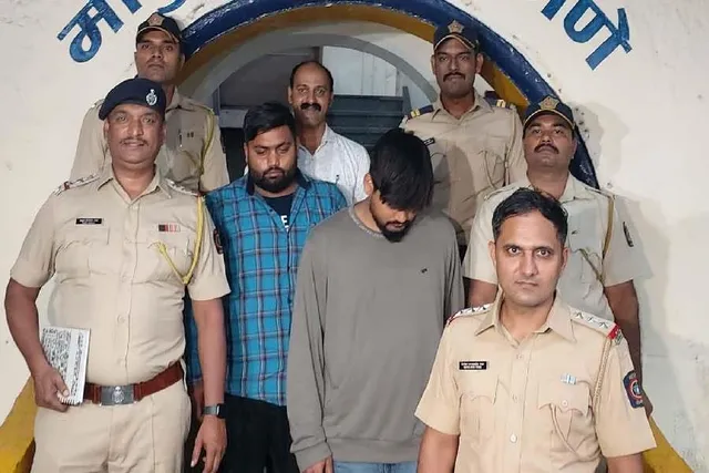 আন্তর্জাতিক চাকরি জালিয়াতি চক্র ফাঁস করল পুলিশ