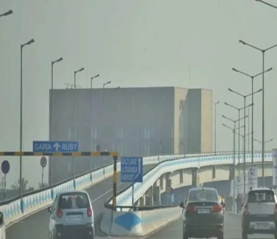 মা উড়ালপুলে ফের দুর্ঘটনা