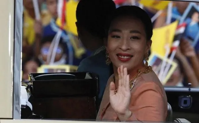 হাসপাতালে জটিল অবস্থা থাই রাজকন্যার