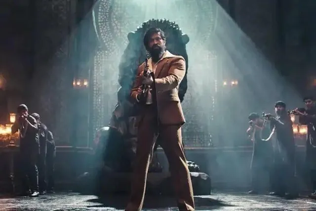 বক্সঅফিসে রেকর্ড গড়লো 'কেজিএফ চ্যাপ্টার ২'