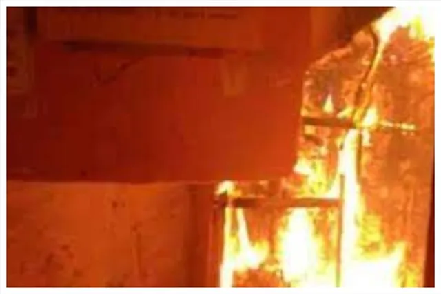 ঢাকার জনবহুল মার্কেটে বিস্ফোরণে নিহত ৪