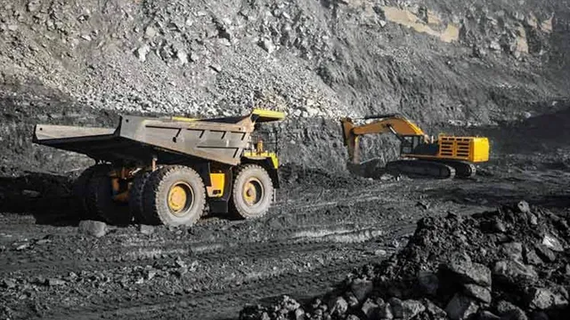 অবৈধ খননের জন্য খনি মন্ত্রীকে বহিষ্কারের আবেদন মুখ্যমন্ত্রীর কাছে