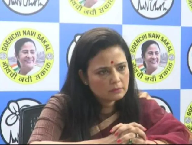 হিন্দু ধর্মীয় ভাবাবেগে আঘাত, মহুয়া মৈত্রর বিরুদ্ধে দায়ের এফআইআর