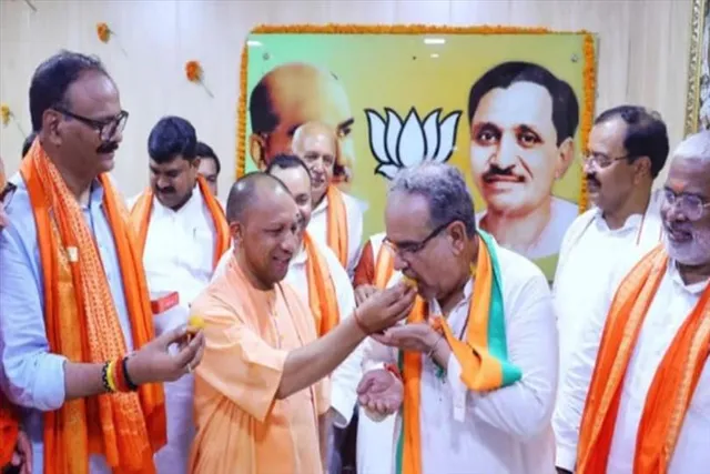 পদত্যাগ করলেন ভূপেন্দ্র চৌধুরী