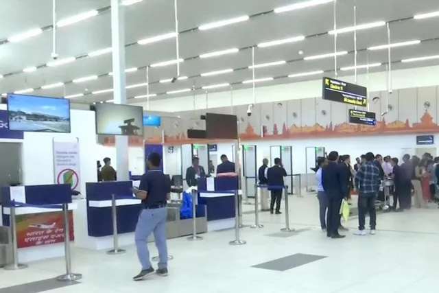 ডোনি পোলো জাজ জারকু রায়ং বিমানবন্দরের উদ্বোধন করলেন প্রধানমন্ত্রী