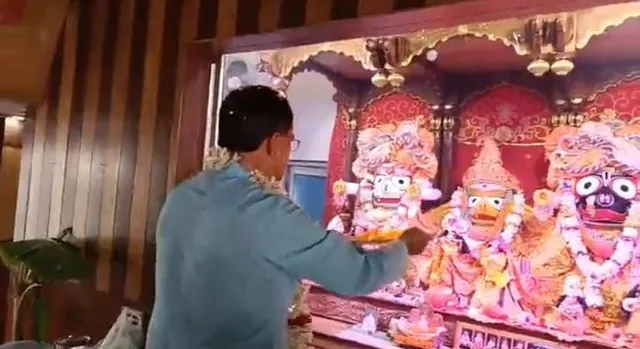 জগন্নাথের পুজো দিলেন ডঃ মানিক সাহা