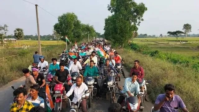 ডিজেল পেট্রোলের মূল্যবৃদ্ধির প্রতিবাদে পিংলায় বাইক র‍্যালি তৃণমূলের