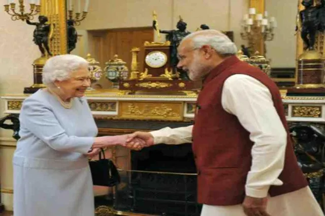 রানী দ্বিতীয় এলিজাবেথের সঙ্গে বৈঠকের মুহূর্ত স্মরণ করলেন নরেন্দ্র মোদী