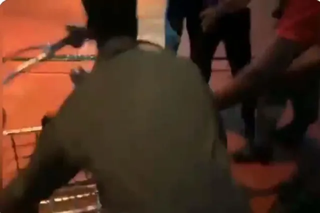 সমুদ্রে ডুবে গেল মাছ ধরার নৌকা, এখনও পর্যন্ত উদ্ধার ৫