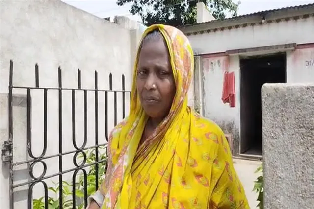 যুবকের পচাগলা মৃতদেহ উদ্ধার, শুনুন মা এর বক্তব্য