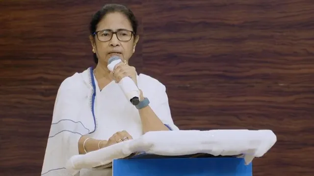 পুলিশ মহিলা নিয়োগে জোর দিচ্ছে সরকার