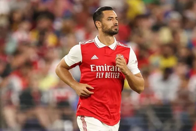 ছুরিকাহত আর্সেনালে খেলা ফুটবলার