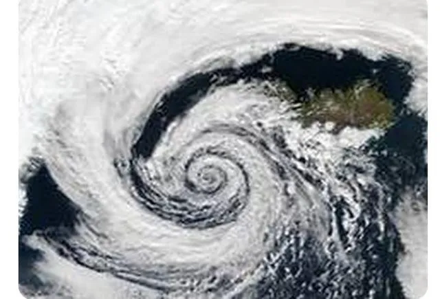 দক্ষিণ চীনের দিকে অগ্রসর হচ্ছে টাইফুন চাবা