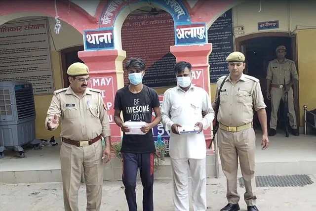 বদাউন পুলিশের তৎপরতায় ভেস্তে গেল জাল নোট ছাপানোর কারবার