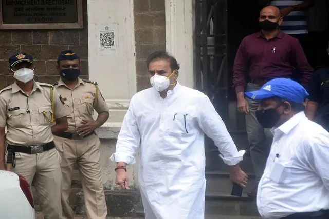 মুক্তি পেলেন মহারাষ্ট্রের প্রাক্তন মন্ত্রী অনিল দেশমুখ