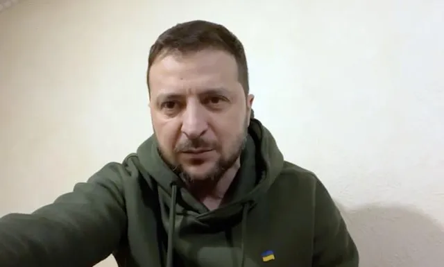 ডনবাস অঞ্চলের পরিস্থিতিকে "কঠিন, বেদনাদায়ক" বলে অভিহিত করেছেন জেলেনস্কি