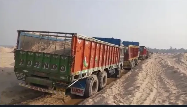 বেআইনি বালি কারবার রুখতে বড়সড় অভিযান পুলিশের