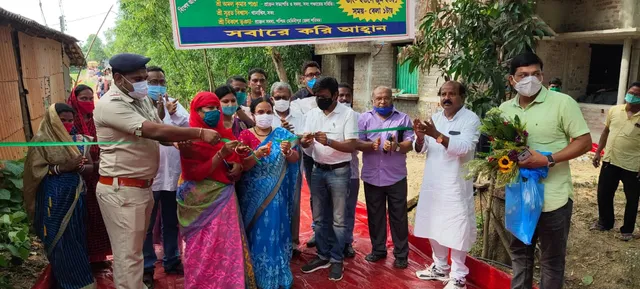 মানস ভূঁইয়ার নিজের গ্রামে ঢালাই রাস্তার শুভ উদ্বোধন