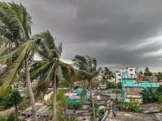 প্রবল বর্ষণে যোগাযোগ বিচ্ছিন্ন আলিপুরদুয়ারে