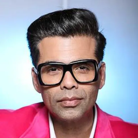 টুইটারে নতুন কিছুর ইঙ্গিত দিল করণ জোহর