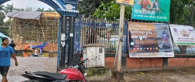 এবছর পদ্মপুকুর ইউথ অ্যাসোসিয়েশনের থিম 'নায়াগ্রা জলপ্রপাত', সৌজন্যে কে জানেন?