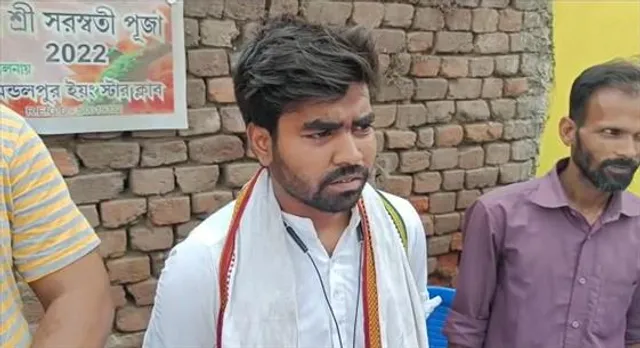 ভোটারদের গুড় বাতাসা দেওয়া নিয়ে কী বলল তৃণমূল নেতৃত্ব?