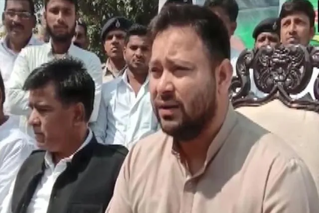 গণতন্ত্রকে হত্যা করছেন মুখ্যমন্ত্রী, বিস্ফোরক তেজস্বী