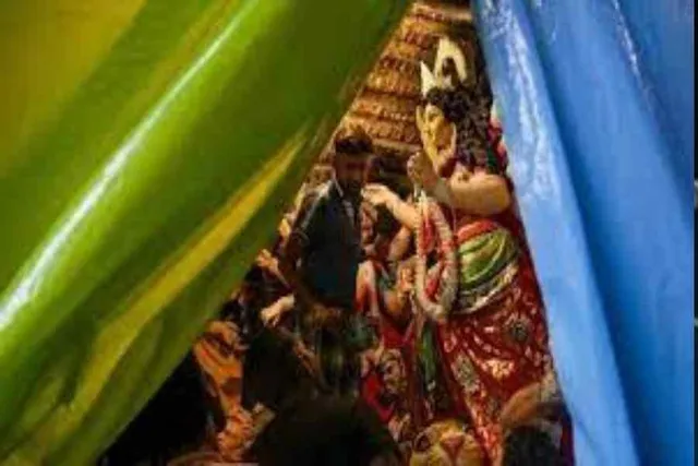 সারাদিনই বৃষ্টির সম্ভাবনা, জানুন থামবে কেন