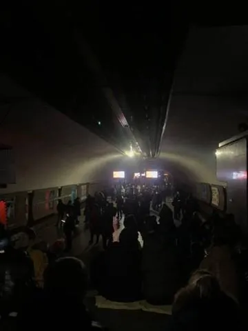 রাশিয়ার হামলার পর বিদ্যুৎ ও জল বিভ্রাটের বিষয়ে সতর্ক করেছেন কিয়েভের মেয়র