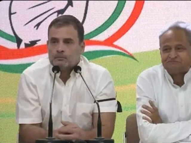 ভারতের অর্থনীতির হালহকিকত সম্পর্কে সম্পূর্ণ অন্ধকারে নির্মলা সীতারমণঃ রাহুল গান্ধী