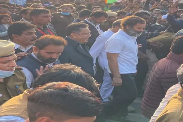 ভারত জোড়ো যাত্রায় অংশ নিয়েছেন অভিনেতা কমল হাসান