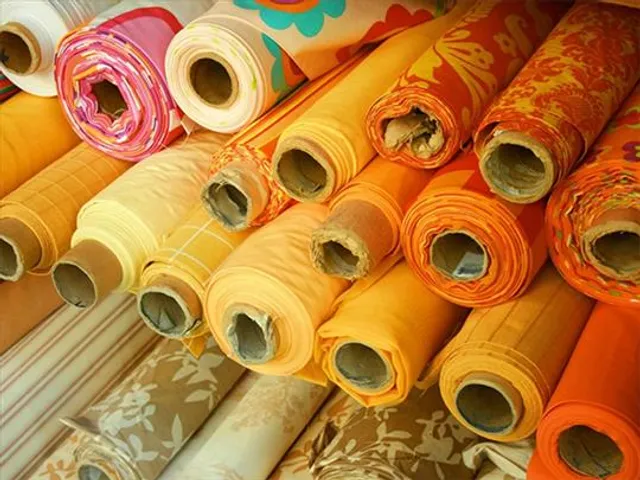 গার্হস্থ্য মন্দা, মার্কিন নিষেধাজ্ঞা চীনের টেক্সটাইল শিল্পের দুর্দশাকে আরও বাড়িয়ে তুলছে