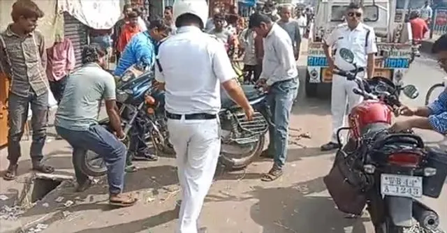 আসানসোলে ট্রাফিক পুলিশের অভিযান