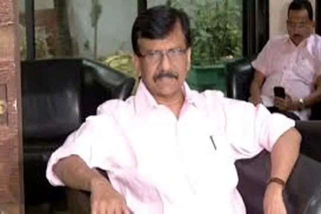 “মরে গেলও আত্ম সমর্পণ করবনা”, ইডির হানার মধ্যেই ট্যুইট সঞ্জয় রাউতের