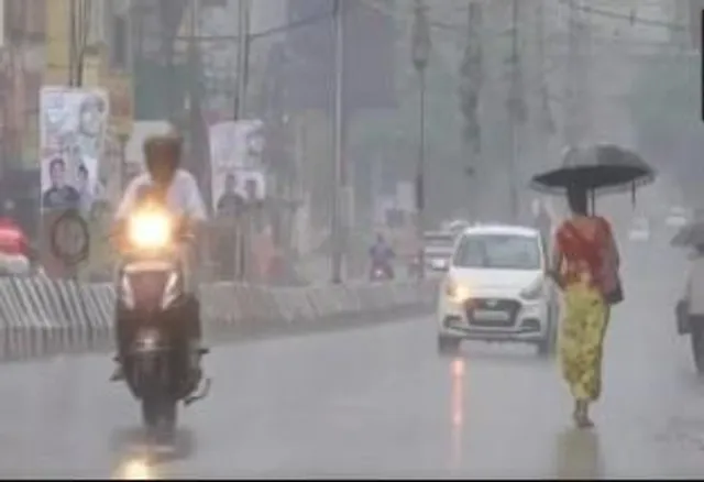 আগামী ২৪ ঘণ্টা মুম্বই জুড়ে অতি ভারী বৃষ্টির সতর্কতা
